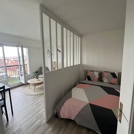 Lumineux Studio Avec Balcon / Cosy Flat With Balcony Apartment Villejuif Exterior photo